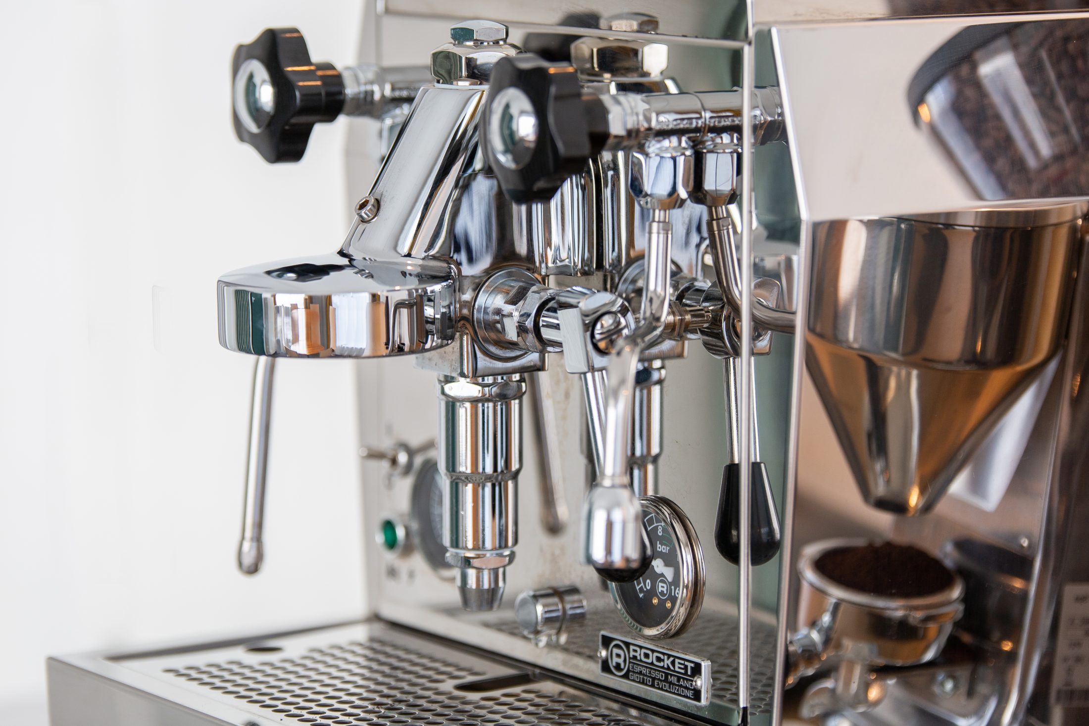 Atelier Ilex, Edvardas Bukota